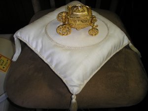 carriage ring box