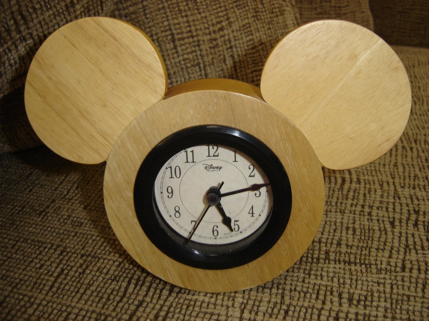 DISNEY SOLID WOOD MICKEY SILHOUETTE CLOCK - AUTHENTIC - WOW!!