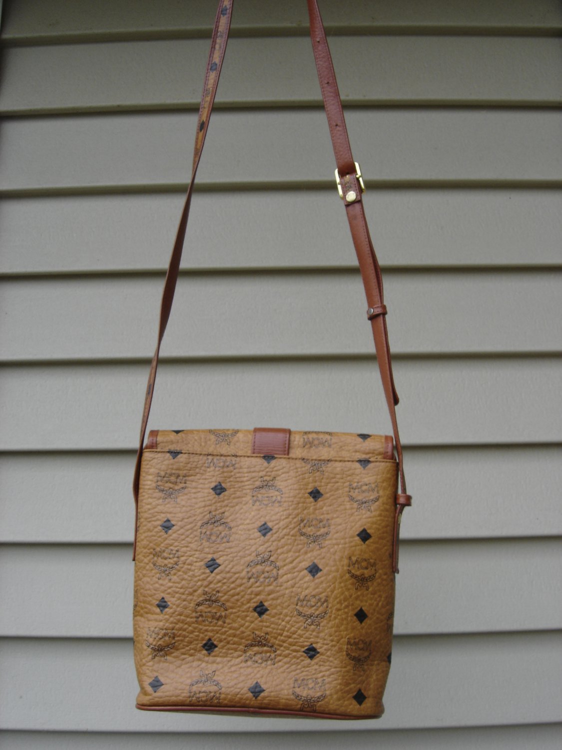 VINTAGE MCM COGNAC LEATHER CROSS BODY BAG/PURSE MUNCHEN "PATRICIA