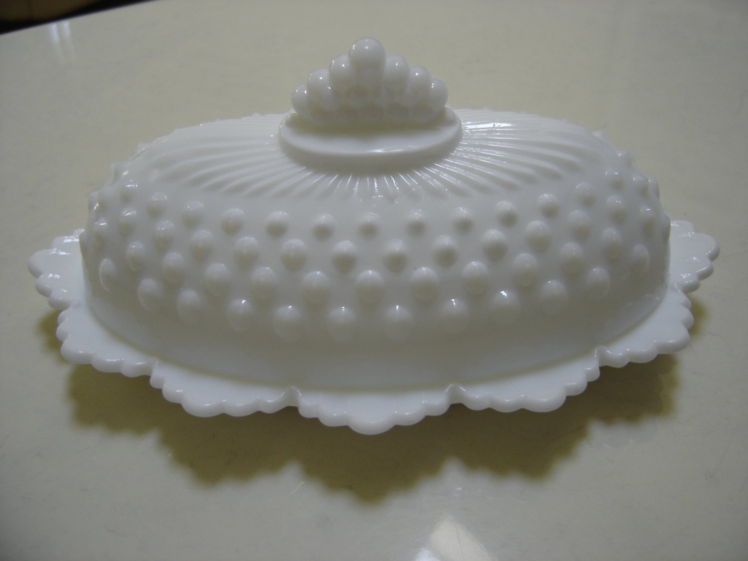 VINTAGE FENTON HOBNAIL MILK GLASS OVAL QUARTER POUND COVERED BUTTER