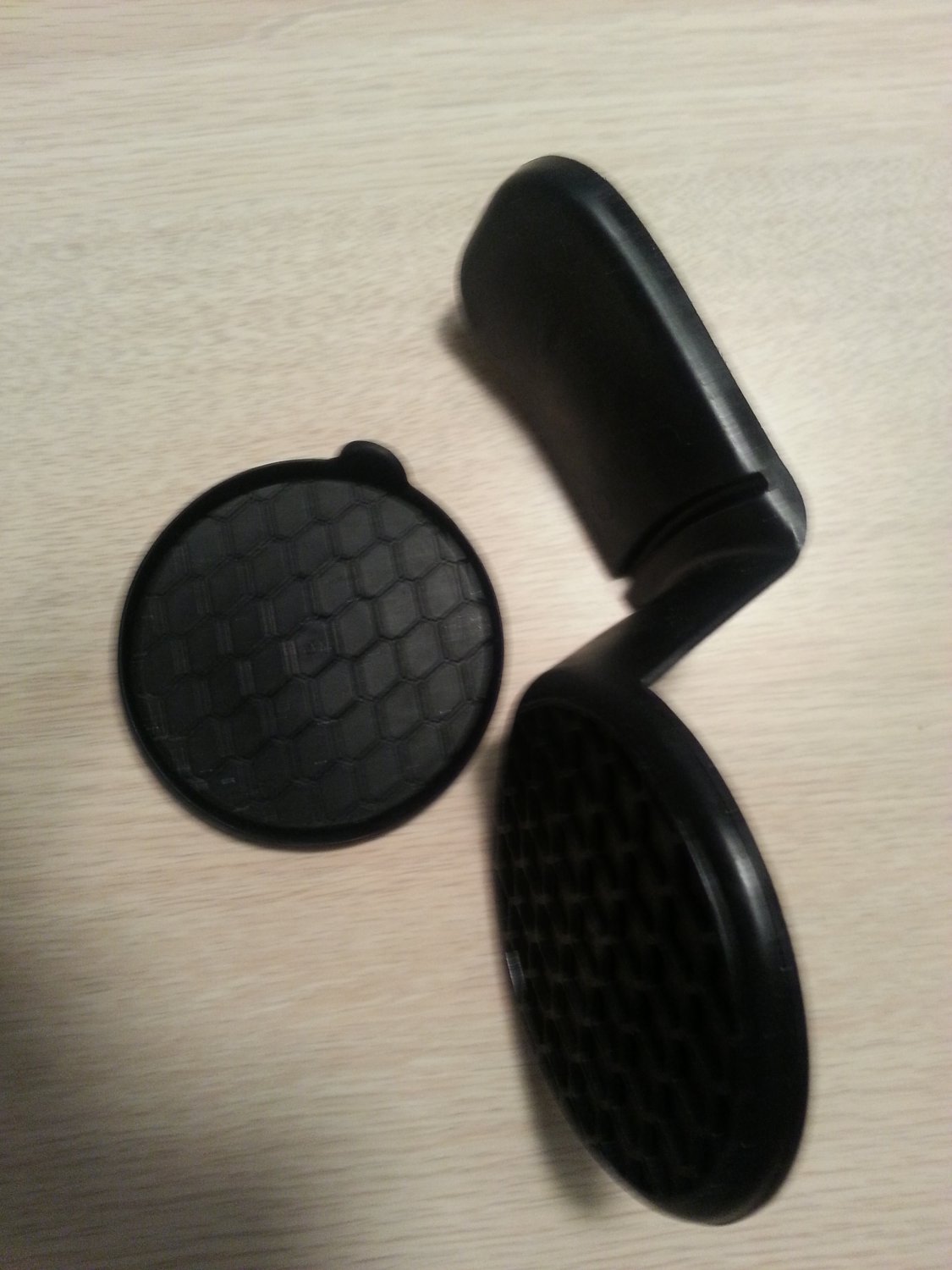 Hyundai Tucson 20052009 OEM Cup Holder Inserts Part 081702E000!