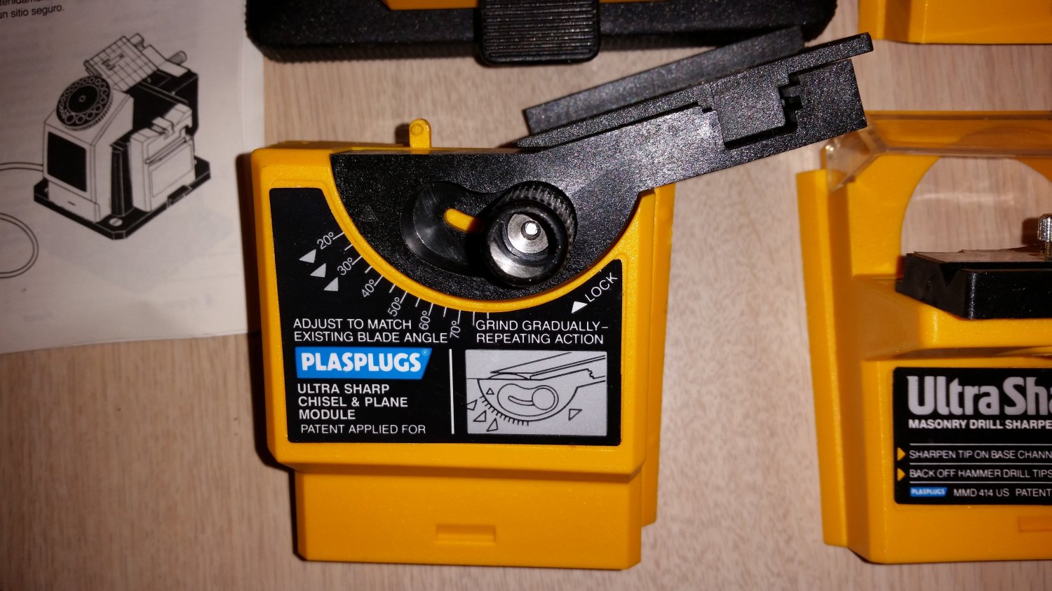 Plasplugs DCS 407 4in1 Power Sharpener Kit KNIVES,SCISSORS,CHISEL