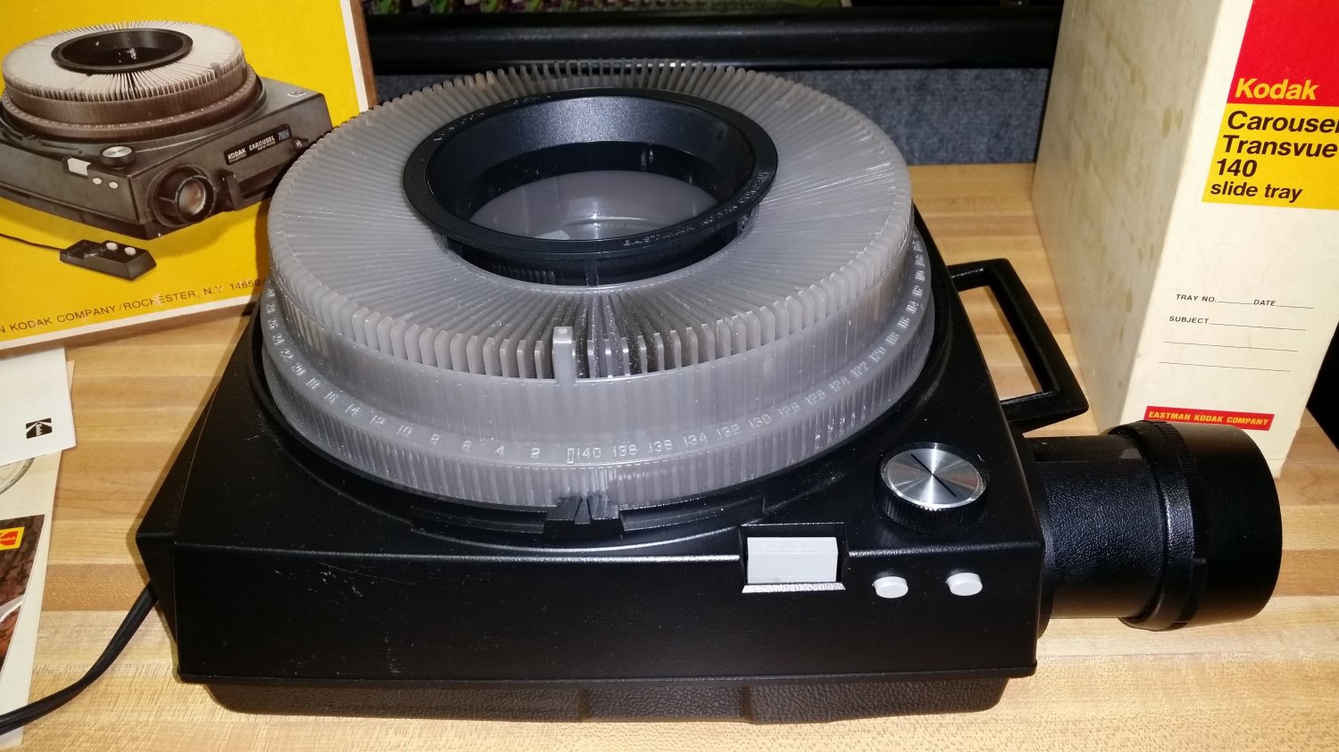 Kodak 760H Carousel Slide Projector MADE IN THE USA!