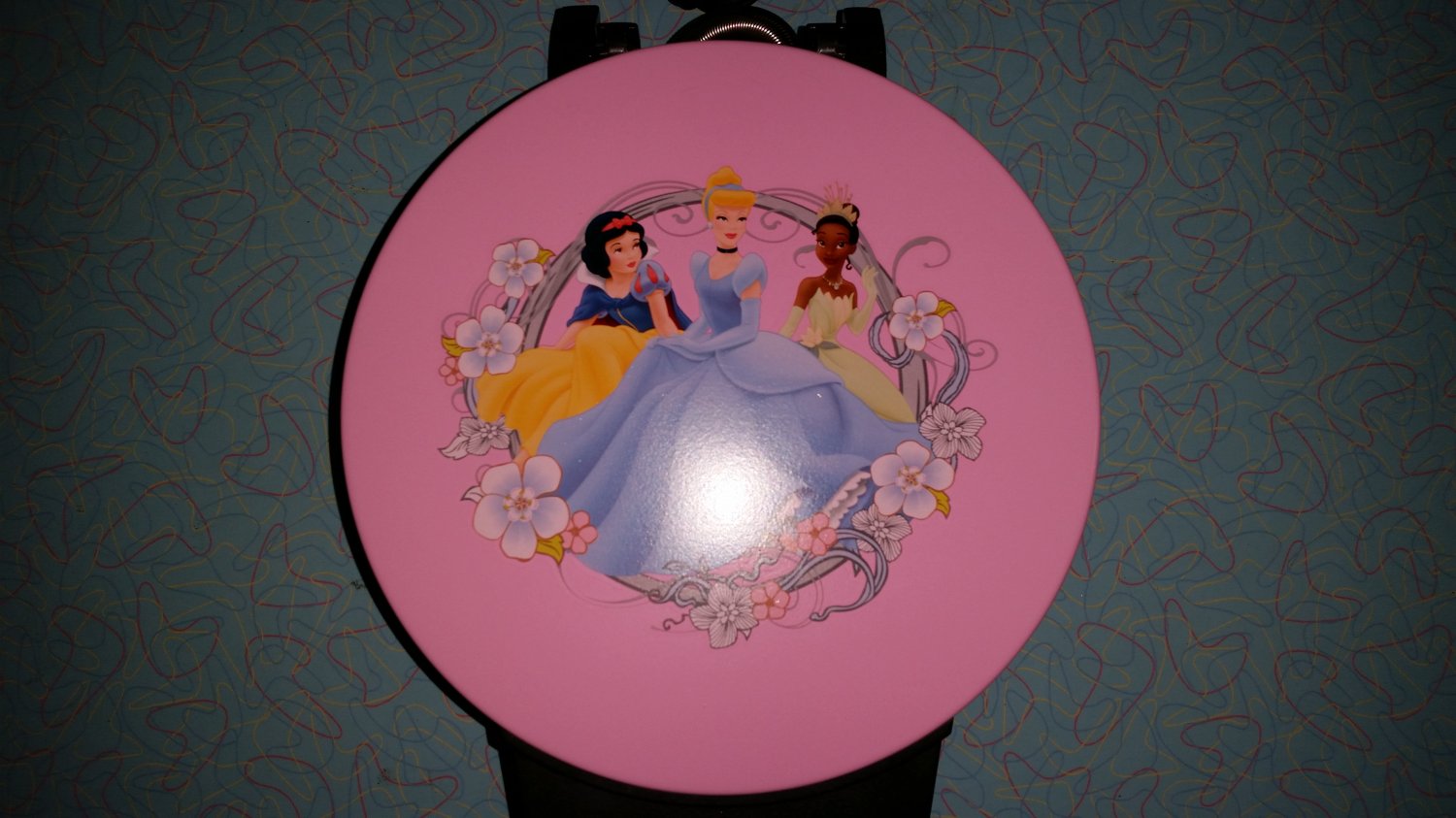 Disney DP1 Princess Waffle Maker, Pink by Disney!