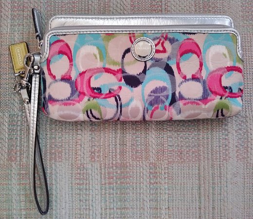 Coach Poppy C Wristlet Wallet