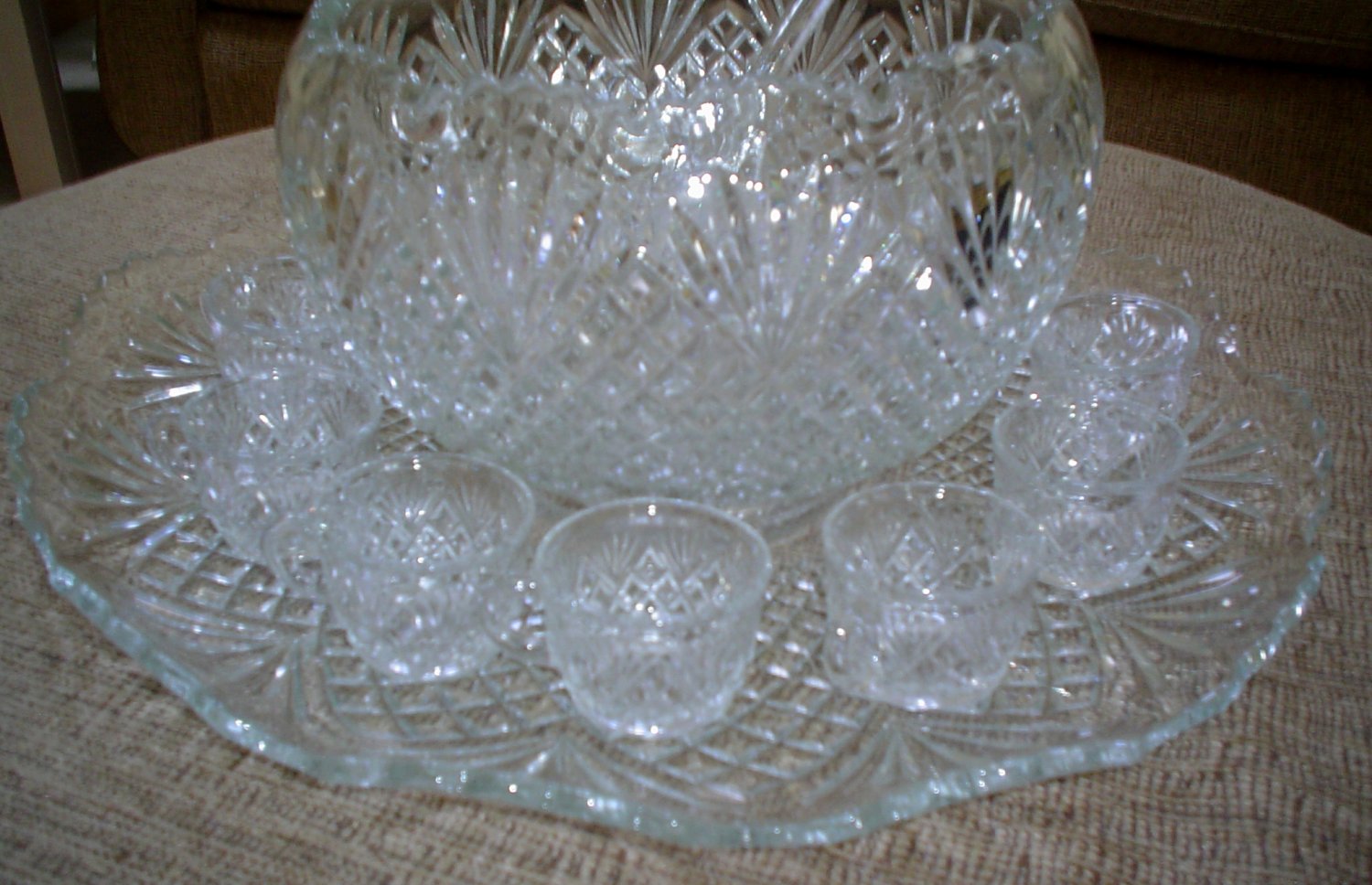Victorian Elegance SMITH GLASS PINEAPPLE PUNCH BOWLHEIRLOOM QUALITY