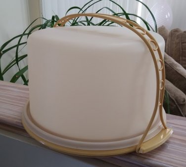 Vintage 1970's Rectangular Tupperware Harvest Gold Cake Carrier 