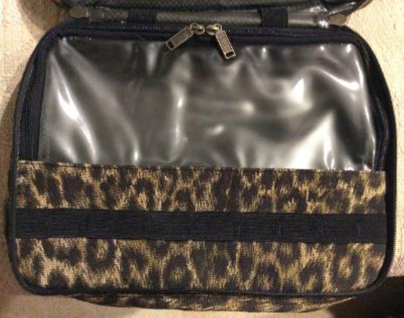 ricardo cosmetic bag