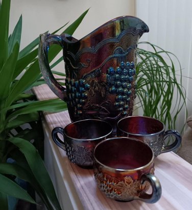 Vintage Imperial Grape Pattern Iridescent Amethyst Carnival Glass Water Pitcher w 3 Cups!