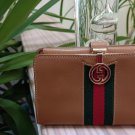 Vintage Gucci Sherry Line Folding Leather Wallet w Coin Section & Enameled GG Closure!