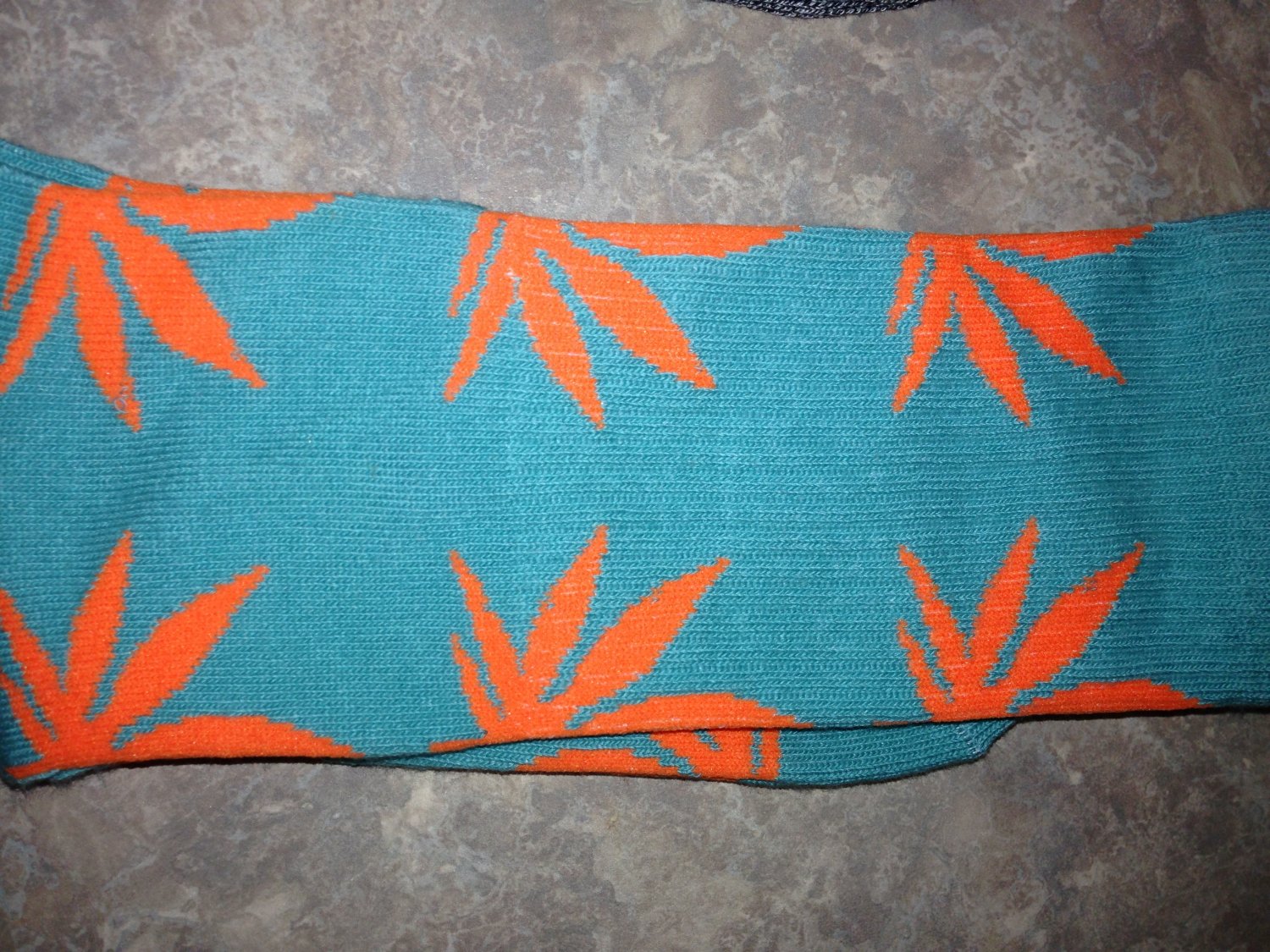 Plantlife Marijuana Weed Leaf Crew Socks