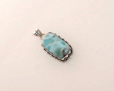 13gm NATURAL ! LARIMAR GEMSTONE FASHION JEWELRY SILVER PENDANT P155
