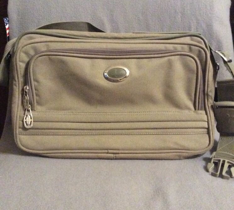 atlantic carry on bag