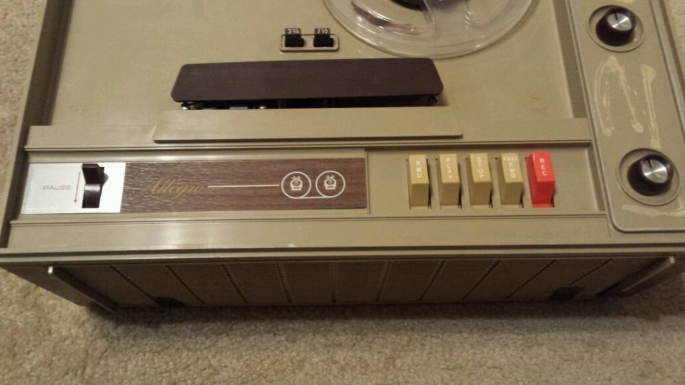 General Electric Model M8050A Reel To Reel GE Tape Recorder Allegro 1973