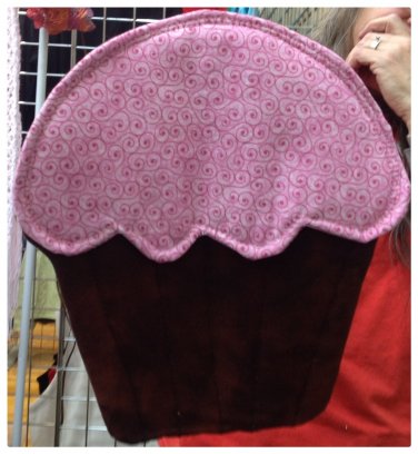 Pink cupcake potholder