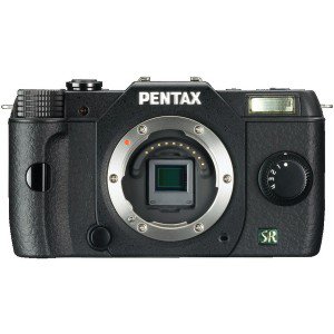 PENTAX 10405 12.4 Megapixel Q7 Digital Camera (Black)