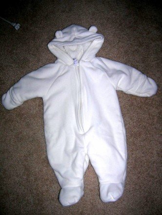 Old Navy bear snowsuit 0-3