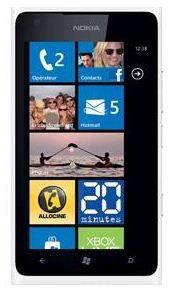 Nokia Lumia 900 (White)