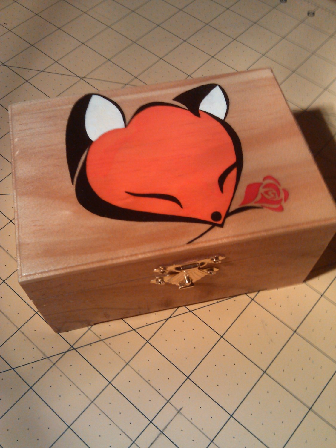 rare collectible " fox with rose 2 " trinket box, vintage, womens jewelry box, stash box