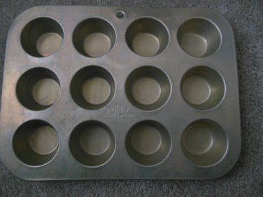 MINI MUFFIN CUPCAKE PAN by COMET ALUMINUM Tin