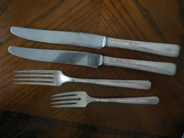 Capri  Pattern 1935  Wm A Rogers Oneida Triple Silverplate 4 Item Mixed Lot