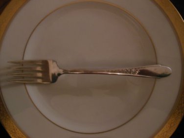 GARDENIA PATTERN 1941 BY WM ROGERS & SON INTERNATIONAL SILVER 1 DESSERT FORK