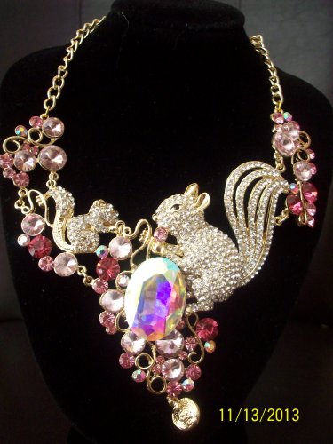 Squirrel Love necklace set