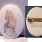 Precious Moments 1987 Oval Pin Excellent Condition