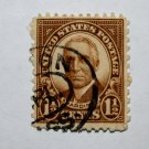 U.S. Cat. # 684 -1930 Harding 1-1/2c brown