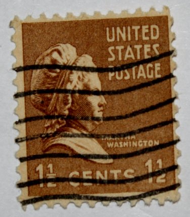 U.S. Cat. # 805 - 1938 M Washington 1-1/2c brown