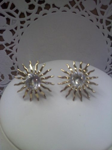 Sarah Coventry vintage clip earrings "Fascination" in goldtone