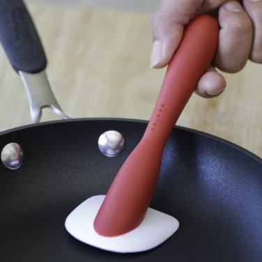Williams Sonoma ISI Basic Red Pan Scraper USA Made