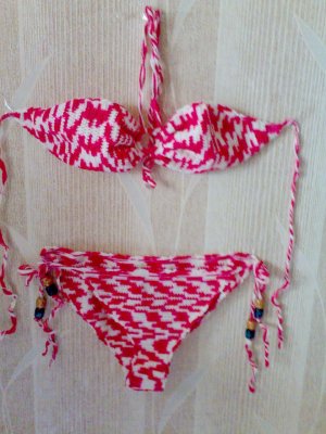 BIKINI BEACH