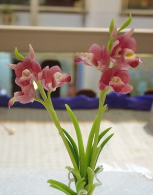 Clay flower CL0038