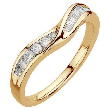 0.20CT ROUND & BAGUETTE CUT DIAMOND HALF ETERNITY DIAMOND RING IN 9K YELLOW GOLD