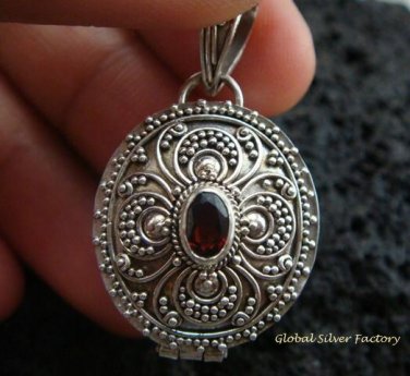 925 Silver & Garnet Oval Locket Pendant LP-176-KT