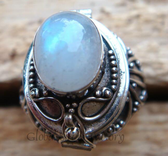 Sterling Silver Rainbow Moonstone Locket Ring Lr 109 Ka