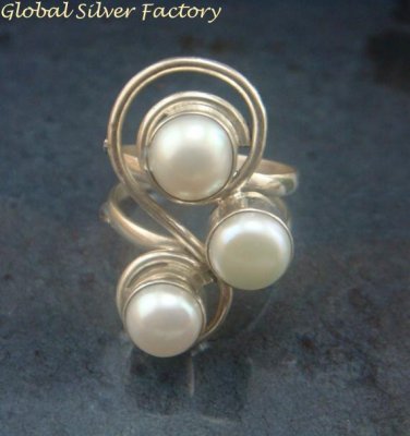 One Only Sz 8 Sterling Silver & Pearl Gemstone Ring RI-474-KT