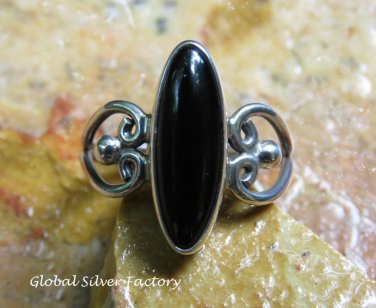 Black Onyx Gemstone Ring RI-656-KA