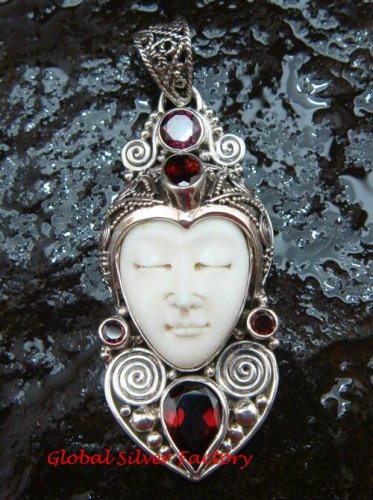 Unique Sterling Silver Bali Traditional Face Pendant w Garnet GDP-1144-PS