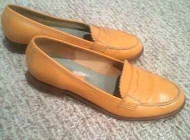 Gently Used Brasilian 100%  Leather Shoes, Size  61/2