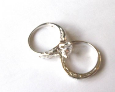 FREE & FAST SHIPPING   -  WHITE  GOLD PLATED CUBIC ZIRCONIA RING,  SIZE 6 1/2