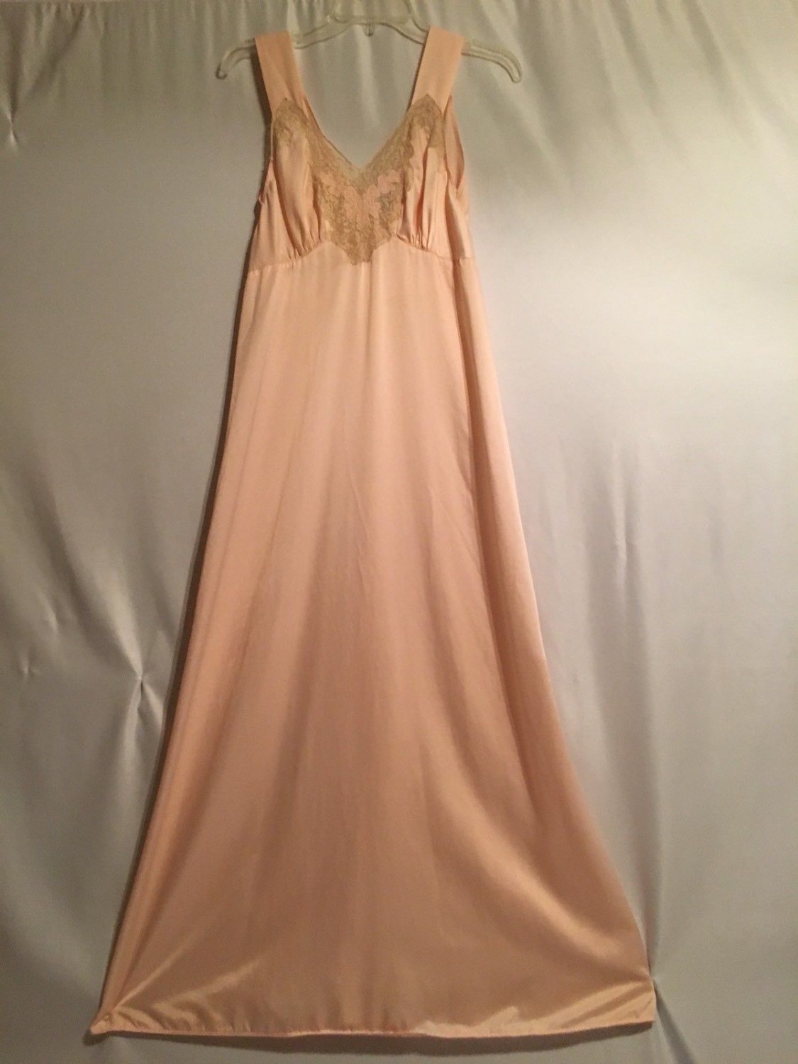 Vintage Mary Barron 1950's Nightgown Rayon biastrait flowing rayon ...