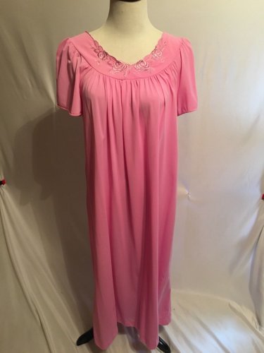 Vintage Shadowline nightgown Light Purple Nylon House Dress short gown S M