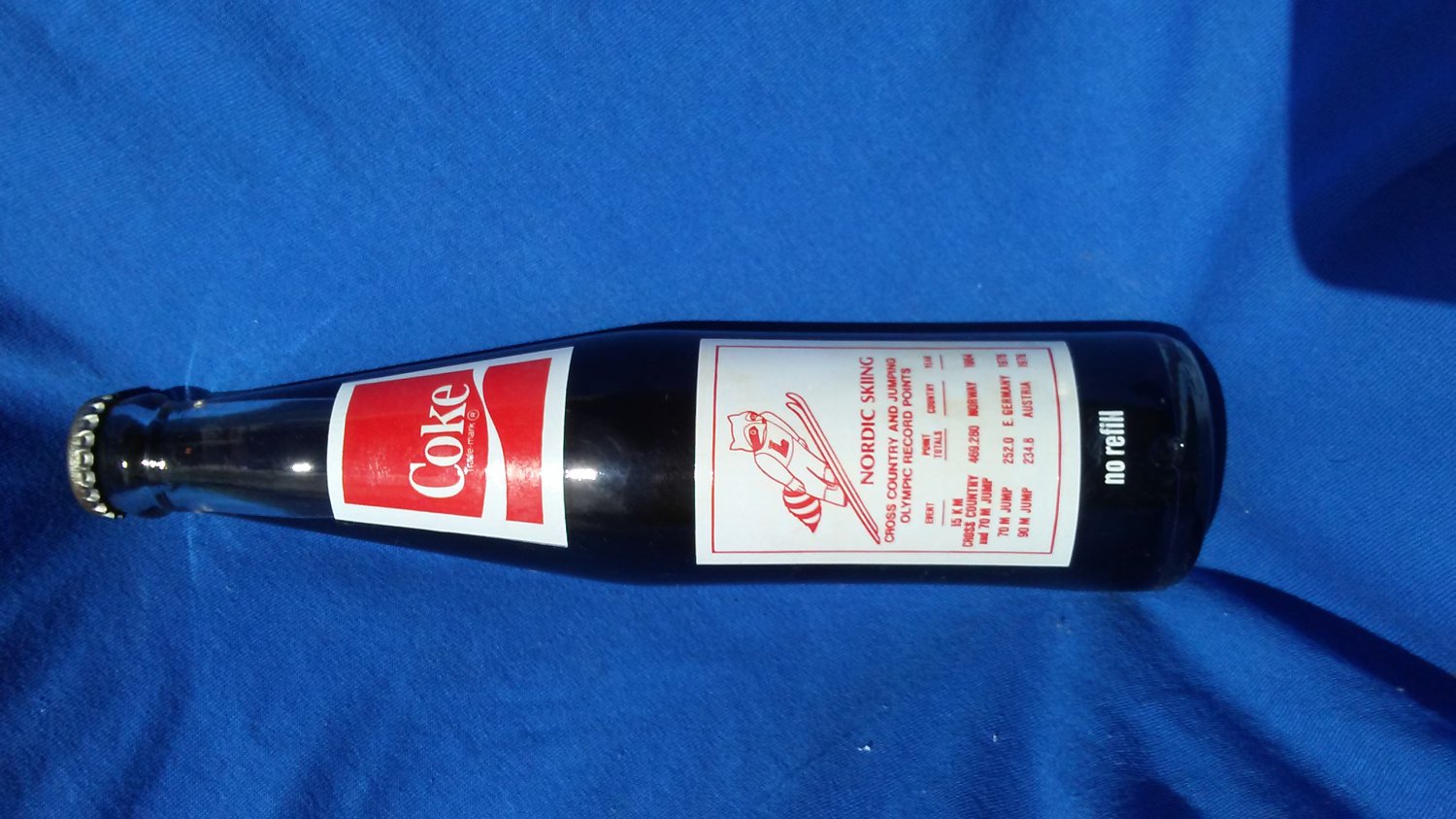 Men's Nordic Skiing Coca-Cola Coke Flasche USA Bottle 1980 Lake Placid 