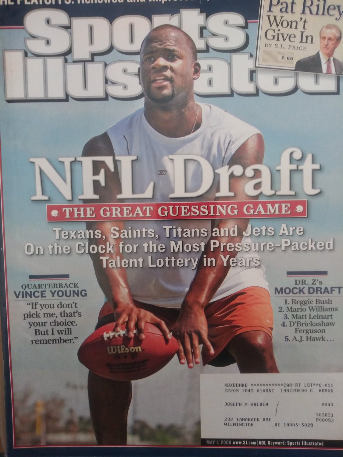 MAY 1, 2006 SPORTS ILLUSTRATED MAGAZINE FEATURING VINCE YOUNG