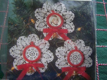 New Easy To Make Pre Made Doily Christmas Ornaments Kit Mini Photo Frames Bells 142