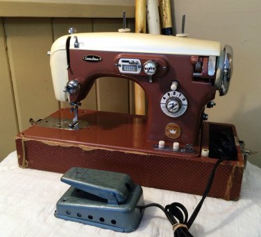 VERY RARE Speedmaster Seamstress Model 2700 Electric Belt-Drive Sewing Machine