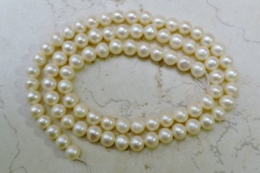 Natural Pearl Fresh Water 5-5.5mm Round Beads 16" A++