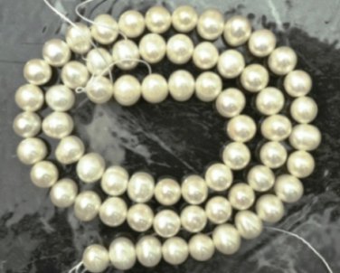 Natural Pearl Fresh Water 5-5.5mm Like Round Beads 16"